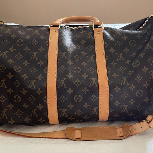 Authentic, EUC - Picture 8 of 11